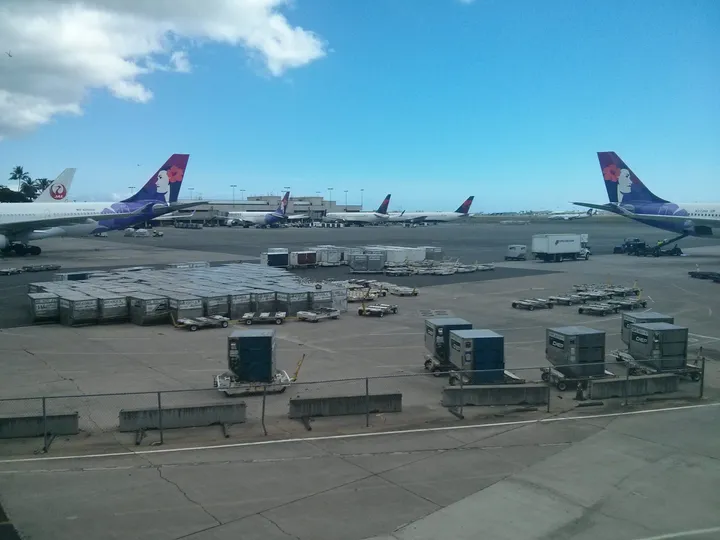 Hawaii - Honolulu lay over